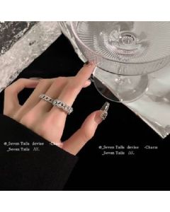 Twist opening ring ring