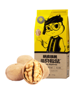 Three Squirrels Original Flavor Paper-Shell Walnuts – Aksu Local Specialty, Roasted Nuts & Snacks, 210g/Bag