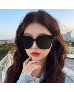 Sunglasses GM a vertical model