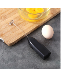 Hand-held electric whisk 