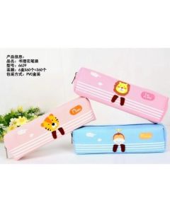 Pencil case with a large zipper