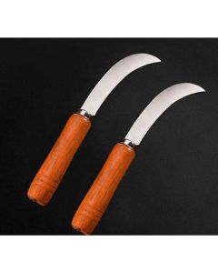 Fruit knife meniscus-shaped