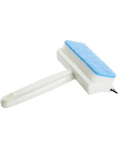 Cleaning brush 