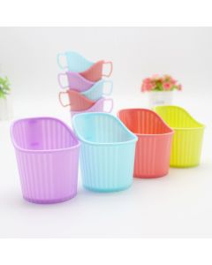 Cup holder 