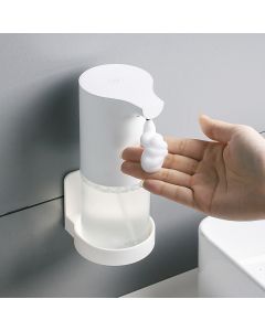 Wall-mounted bottle racks 