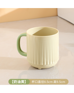 Mouthwash cup stripes