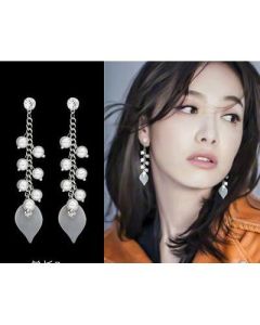 Earrings silver-toned white long tassel pearls