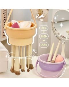 Makeup brush cleaning artifact