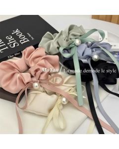 Scrunchie, pearl bow, streamer