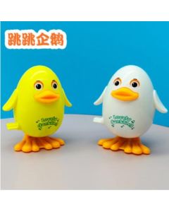Winding Jumping Clockwork Toy Winding penguin critters