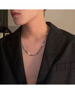 Diamond-shaped Cuban chain