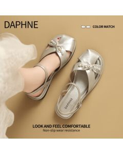 DAPHNE Women's Sandals 2025 New Summer Flat Boho Casual Versatile Stunning Beach Flip Flops