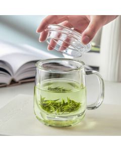 YiHuTea Glass Tea Cup with Lid, Heat-Resistant and Lead-Free, Tea-Water Separation Design for Men and Women, Office Green Tea Drinking Cup
