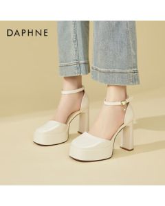 DAPHNE Women's Closed-Toe Sandals for Petite Women with Thick Heel, Waterproof Platform, Ultra-High Heels for Hosting, Performances, and Banquets - Beige, Size 36