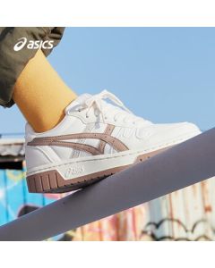 ASICS Unisex Comfortable and Stylish Casual Sneakers COURT MZ White/Brown 37.5