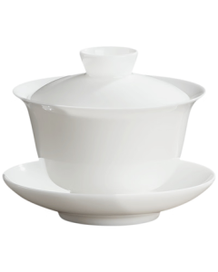 Buzhuo White Porcelain Three-Tiered Gaiwan Tea Bowl, Single Tea Set for Solo Drinking, Ceramic Tea Strainer, Mutton Fat Jade, Yun Chu Yan Xiang Three-Piece Set