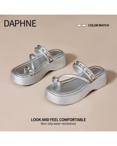 DAPHNE Summer 2025 New Fashion Thick-Sole Sandals for Women - Versatile, Comfortable, Casual Open-Toe Beach Shoes