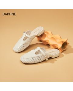 DAPHNE 2025 New Summer Flat Hollow-Out Breathable Women's Sandals - Versatile Open-Toe Slippers