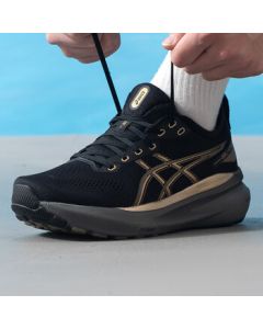 ASICS Men's GEL-KAYANO 31 Neutral Running Shoes 1011B995-002 Black/Gold 41.5